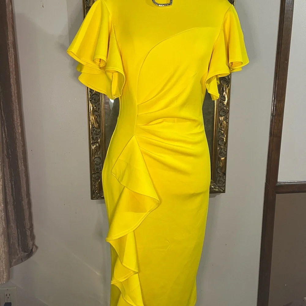 Elegant Yellow Ruffle Dress - Picture 2 of 16
